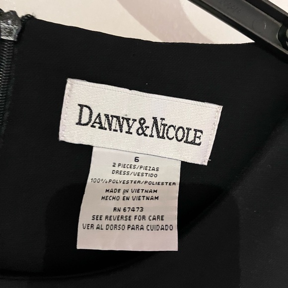 Cute black dress. - Picture 3 of 3